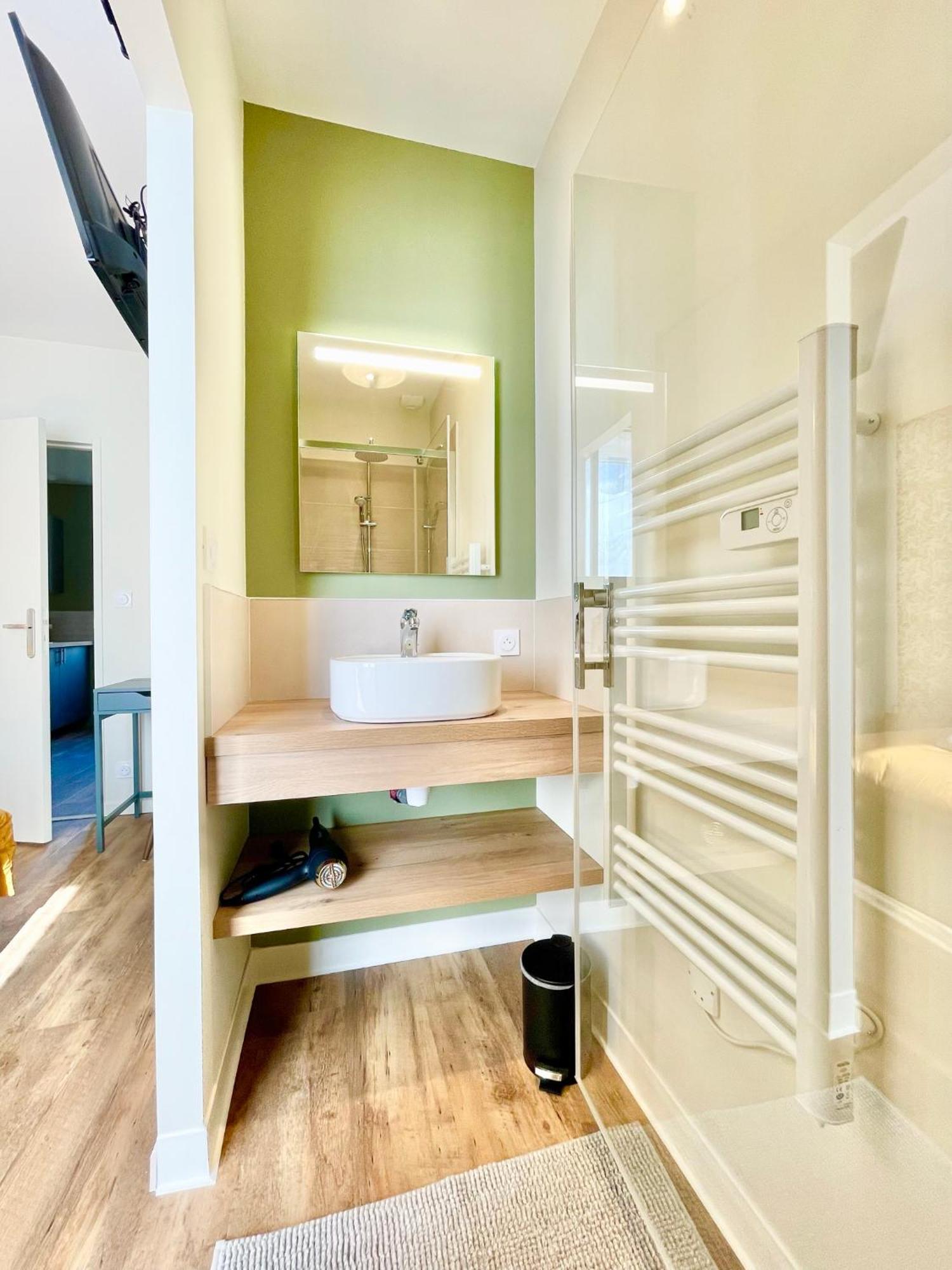 Appartements A Lorient - Tout Confort - Internet Fibre - Nouveau المظهر الخارجي الصورة